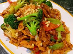 松仁爆三鲜-尚品家宴