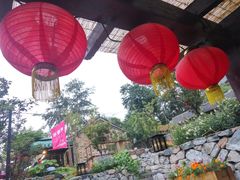 -百里峡七彩艺术小镇