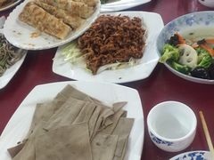 -溢心园香河肉饼总店