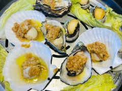俄罗斯大扇贝-日进一片海.生腌海鲜火锅.宵夜烧烤(三里屯总店)