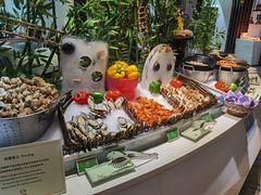 -亚洲国际大酒店·云顶阁旋转自助餐厅