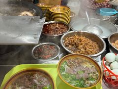 -花溪牛肉粉(八鸽岩店)