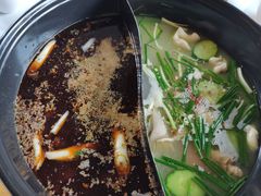 -袁记串串香(梁家巷店)