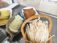 -云中捞高空旋转餐厅(商茂世纪广场店)