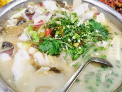 -廖哥泡椒兔(峨眉店)