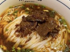 -矮子粉店1985·长沙米粉(湘春路店)