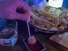 -UP嘻哈酒吧(粉巢店)