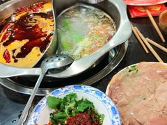 -重庆风光老灶火锅城(同德广场店)