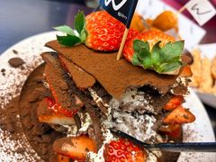 -W COLLECTIVE  DESSERT SHOP
