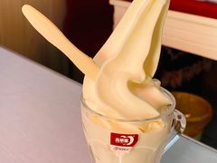 -古老冰山特色冰淇淋店(艾提尕尔店)