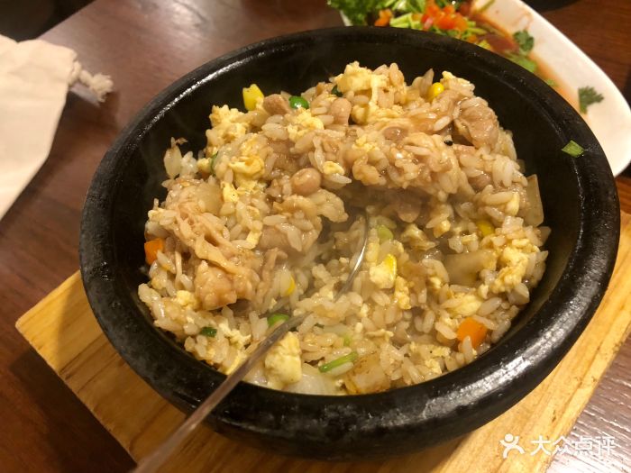 一茶一坐台湾特色茶餐厅(荟聚店)-烧汁肥牛石锅饭图片-无锡美食-大众