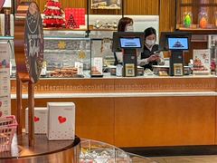 -Laderach 莱德拉(上海环贸iapm店)