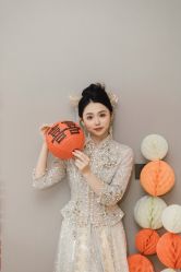 -台湾蔡美月婚纱租赁