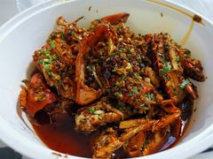 -凤凰路何眼镜香辣蟹(花果园店)