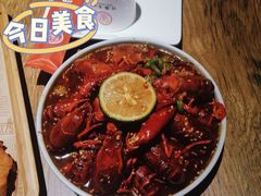 -叶派龙虾•招牌香辣蟹·海鲜(中海国际店)