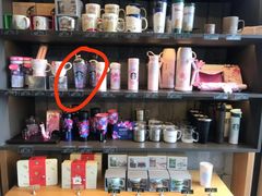 零售区-星巴克臻选(杭州良渚文化村店)