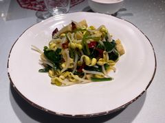 菠菜豆芽拌面筋-汉唐宴长安食府