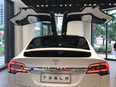 -TESLA 特斯拉(上海太古汇体验店)