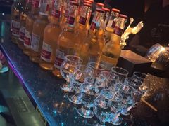 -温莎KTV(珠江路店)