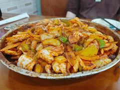 -天海石板屋家常菜(枣园店)