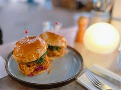 手撕猪肉汉堡-RAC BAR(安福路店)