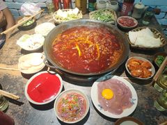 -四小区火锅·巷子里的重庆火锅(花照壁店)