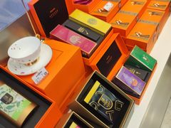 -真老大房(南京东路店)