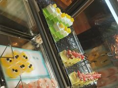 -宝利来国际大酒店-凤凰阁旋转餐厅