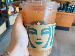 冰摇桃桃绿茶-星巴克(杭州嘉里中心4F店)