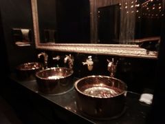 iphone_upload_pic-外滩二十二号艺术中心