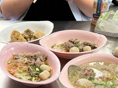 -榮泰米粉湯(Left Shop)