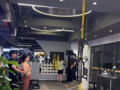-超鹿运动(达信大厦店)