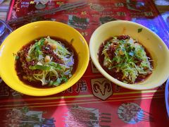 -烤肉小伙烤肉店