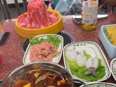 -四囍码头海鲜烧烤自助火锅(外滩南京东路悦荟广场店)