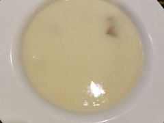 奶油蘑菇汤-豪客来牛排(新街口羊皮巷店)