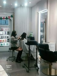 -Kraemer Paris  苏豪路易士·嘉玛发廊
