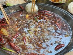 -黄潇洒老火锅(九眼桥宏济巷店)
