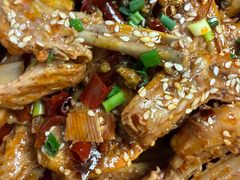 -张大师鸭爪爪特色干锅(南湖店)