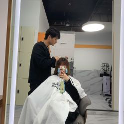 -发饰美男士增发补发假发定制店