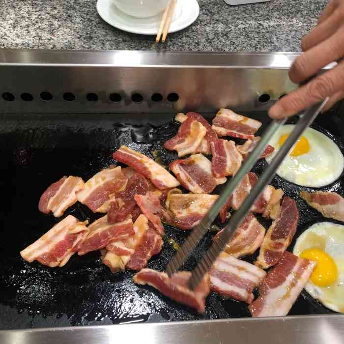 星辰岩石烤肉-"是的士小哥哥给我们推荐的这家店,果然超棒.