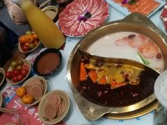 -辣莊重庆老火锅(滕州店)