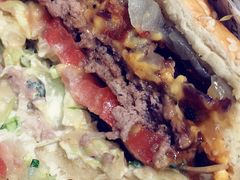 -The Habit Burger Grill 哈比特汉堡(爱琴海店)
