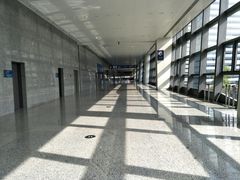 -上海跨国采购会展中心