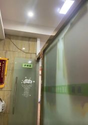 -苗医生专业祛痘·皮肤管理