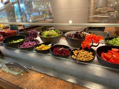 自助取餐区-青岛海景花园大酒店·粤海餐厅