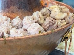 -一口猪海鲜浑锅·东北家常菜