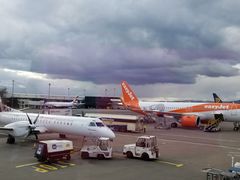 -格拉斯哥国际机场