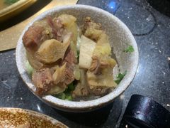 -顶顶汤火牛排火锅·经典铜锅涮肉