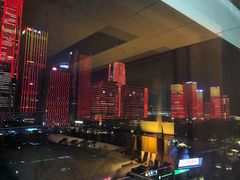 国庆灯光秀-深圳星河丽思卡尔顿酒店