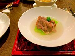 凉瓜青灼极品雪花牛肉-广州柏悦酒店·悦景轩·粤菜餐厅